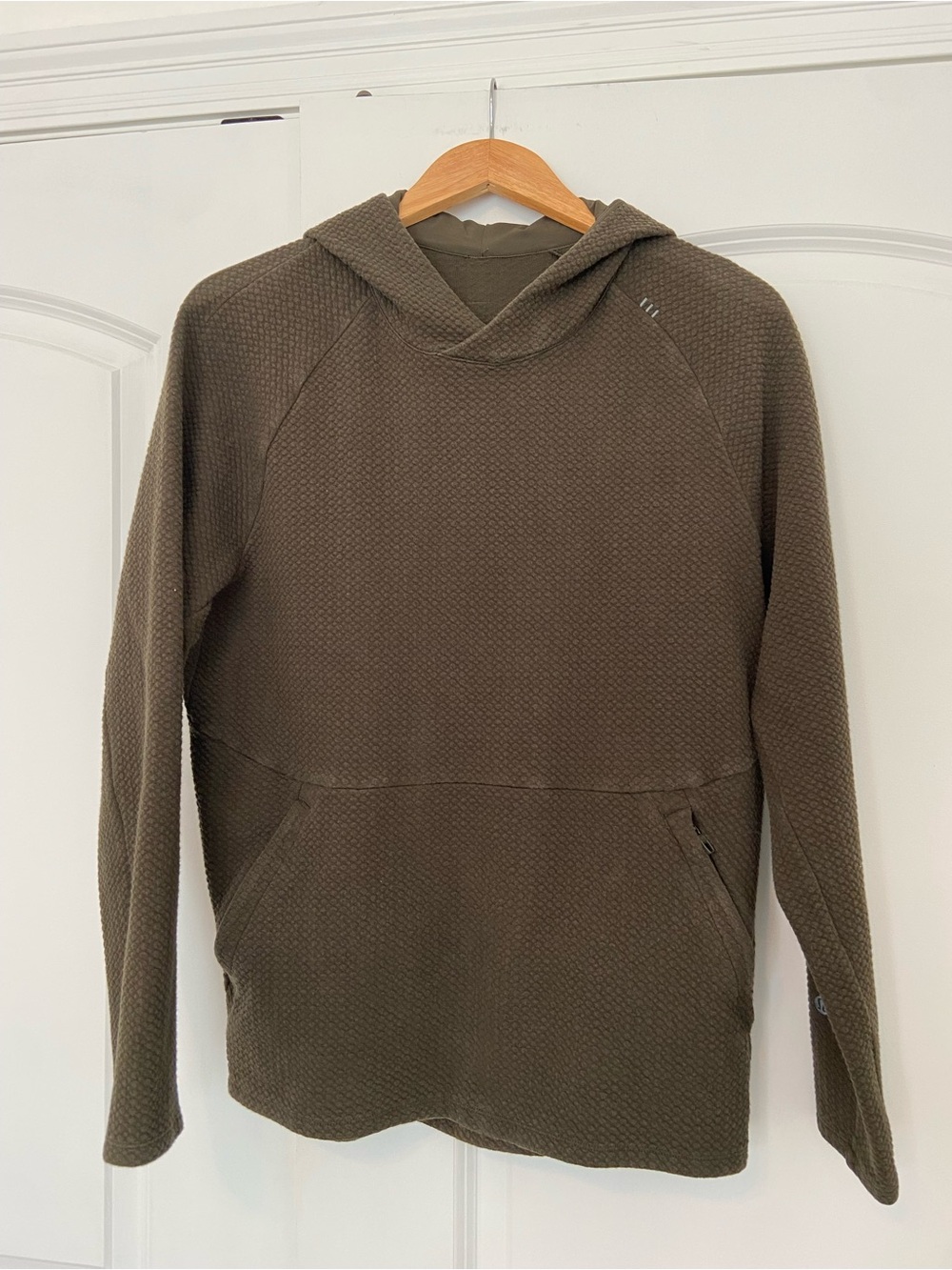 Lululemon At Ease Hoodie Medium Olive Green Waffle Knit Pockets